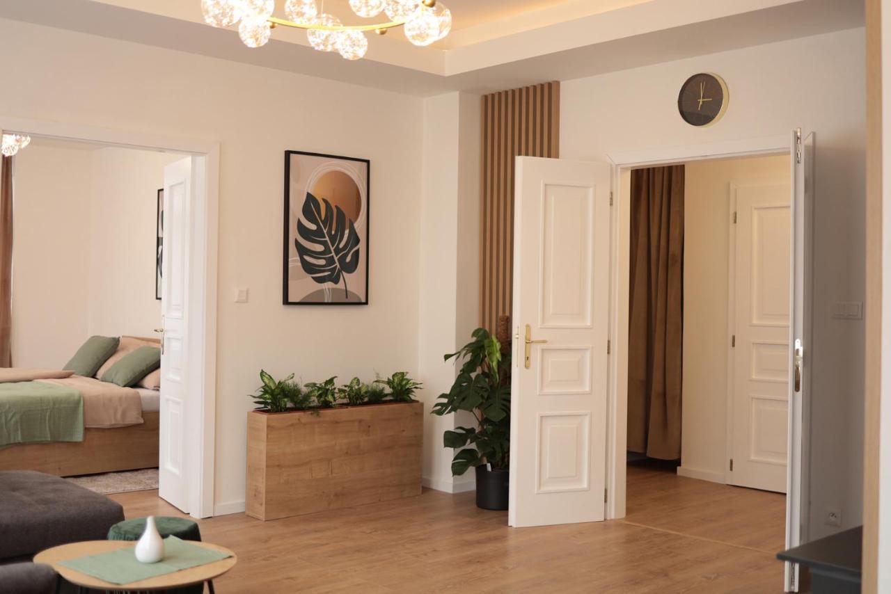 Beautiful And Stylish 2 Bedroom Apartment In The City Center And In The Pedestrian Zone Bratislava Exterior photo